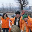 Ion Lungu, muncind  alături de tinerii PD-L la Campania de curăţenie de primăvară