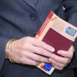 Doar o treime dintre sucevenii care şi-au făcut paşaport nou în ultimul an au optat pentru paşaportul electronic
