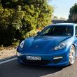 Porsche introduce prima sa limuzină hibridă