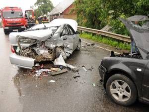6 persoane au fost rănite în urma accidentului de la Ilişeşti, produs de şoferul imprudent