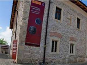 Proiectul expoziţional „Marea Unire. Unitate prin artă” la Muzeul de Artă “Ion Irimescu” din Fălticeni
