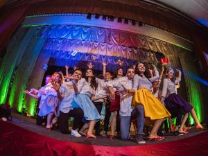 Miss și Mister Boboc la Colegiului Naţional de Informatică „Spiru Haret”, aleși în atmosfera magică a „Orașului de smarald”