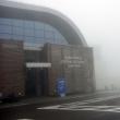 Vizibilitatea redusă din cauza ceţii dense a făcut imposibilă aterizarea şi decolarea avioanelor pe/de pe aeroportul Suceava