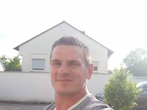 Atacatorul a fost recunoscut în persoana lui Ionel Dorel Aga, în vârstă de 33 de ani, localnic din Vicovu de Jos