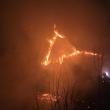 Un bărbat în vârstă de 64 de ani a murit sâmbătă seară într-un incendiu care i-a mistuit gospodăria