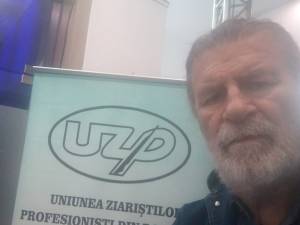 Maestrul Mihai Pânzaru PIM a primit un trofeu și o Diplomă de excelență pentru profesionalism și performanță în mass-media