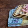 Concediul de maternitate pentru femeile care nu lucrează este de 2.550 lei/lună, adică echivalentul a 510 euro/lună. Sursa capital.ro