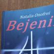 Suceveanca Natalia Onofrei îmbogățește scena romanului realist românesc cu „Bejenii”, povestea plecărilor „cu satul” la muncă în străinătate