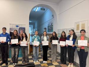 Concursul „CHIMiE HURMUZACHI” pentru pasionații de științe, la Rădăuți