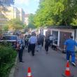 Demolarea garajelor de pe str. Leca Morariu i-a scos în stradă pe proprietari, care protestează