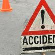 Un căruțaș băut a scăpat cu viață după ce a ieșit în fața unui vehicul greu