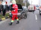 Două accidente unul după altul pe străzile Sucevei, după ce şoferilor li s-a făcut rău