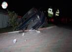Un şofer în stare avansată de ebrietate s-a „înfipt” într-un podeţ, la Moara