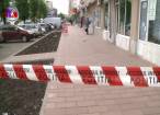 Materiale care pot ucide, aruncate de la un bloc turn pe bulevardul George Enescu