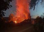 Un puternic incendiu a mistuit o gospodărie din comuna Cacica
