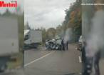 Impact violent între o autoutilitară și un autoturism pe DN 17 în zona Ilișești